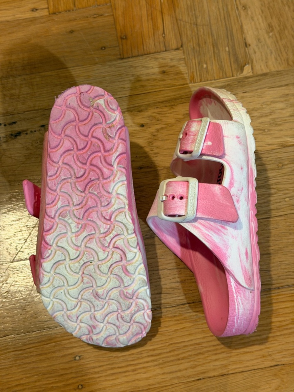 Girls' Birkenstock Arizona - Pink Two-Buckle Slide Sandals - size C8